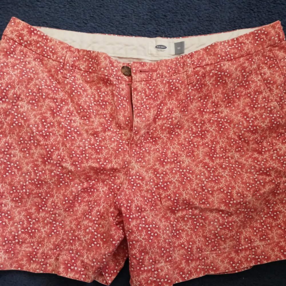 Women's Summer Shorts. Gently Used